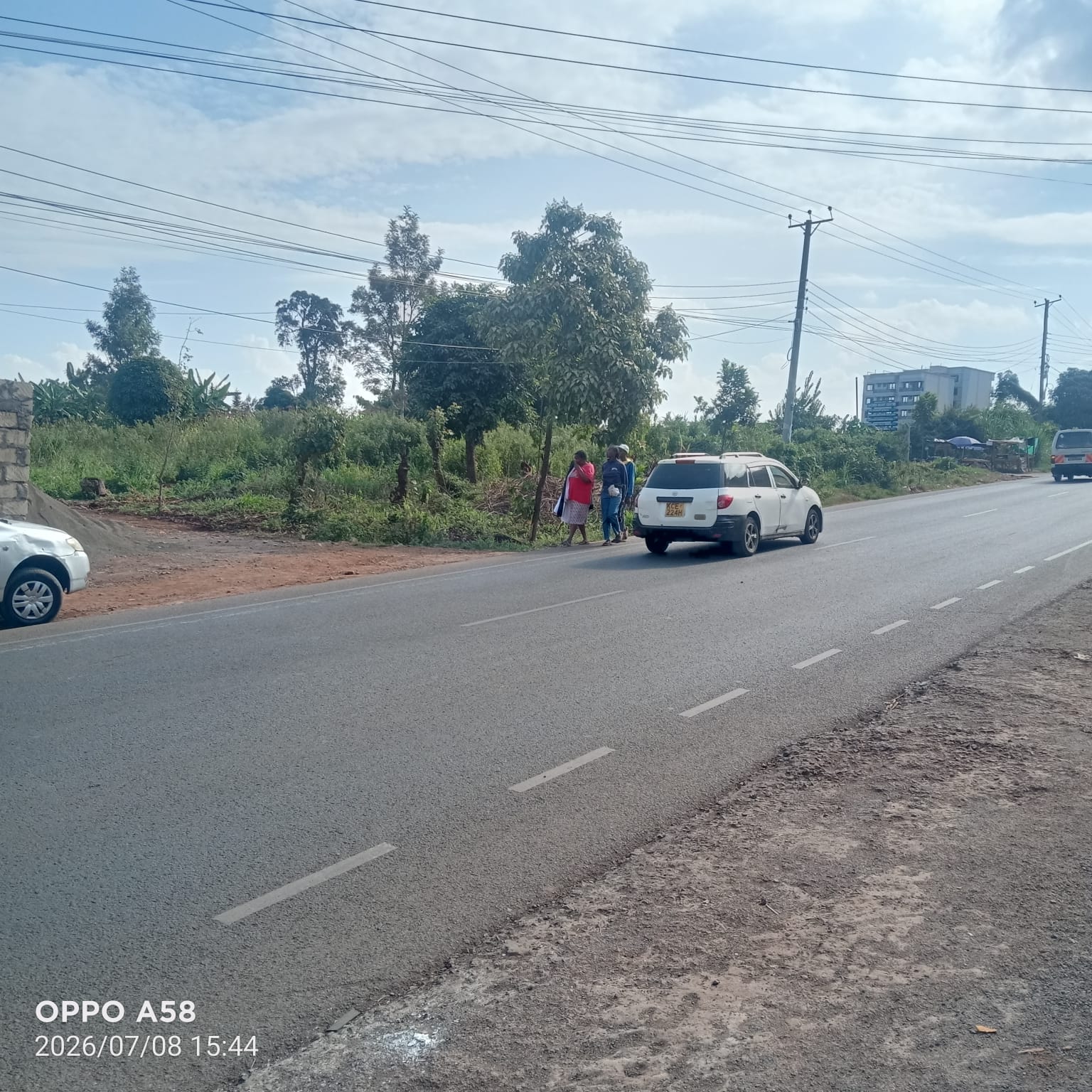 Commercial plot fronting the Ruaka–Banana road